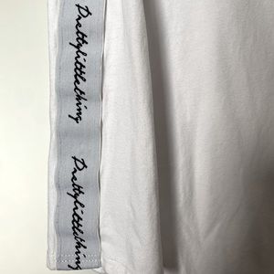 US 8 White PrettyLittleThings Oversized Long Sleeve